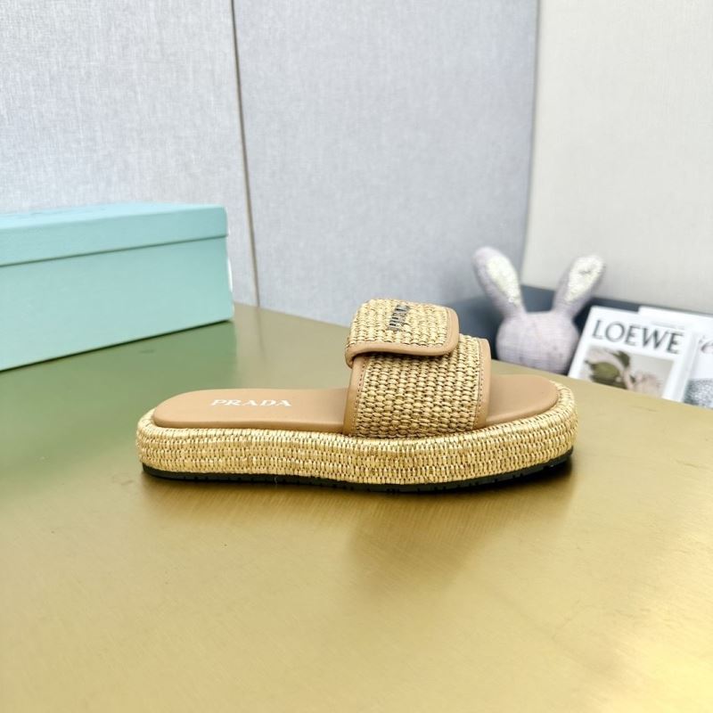 Pra*a slippers